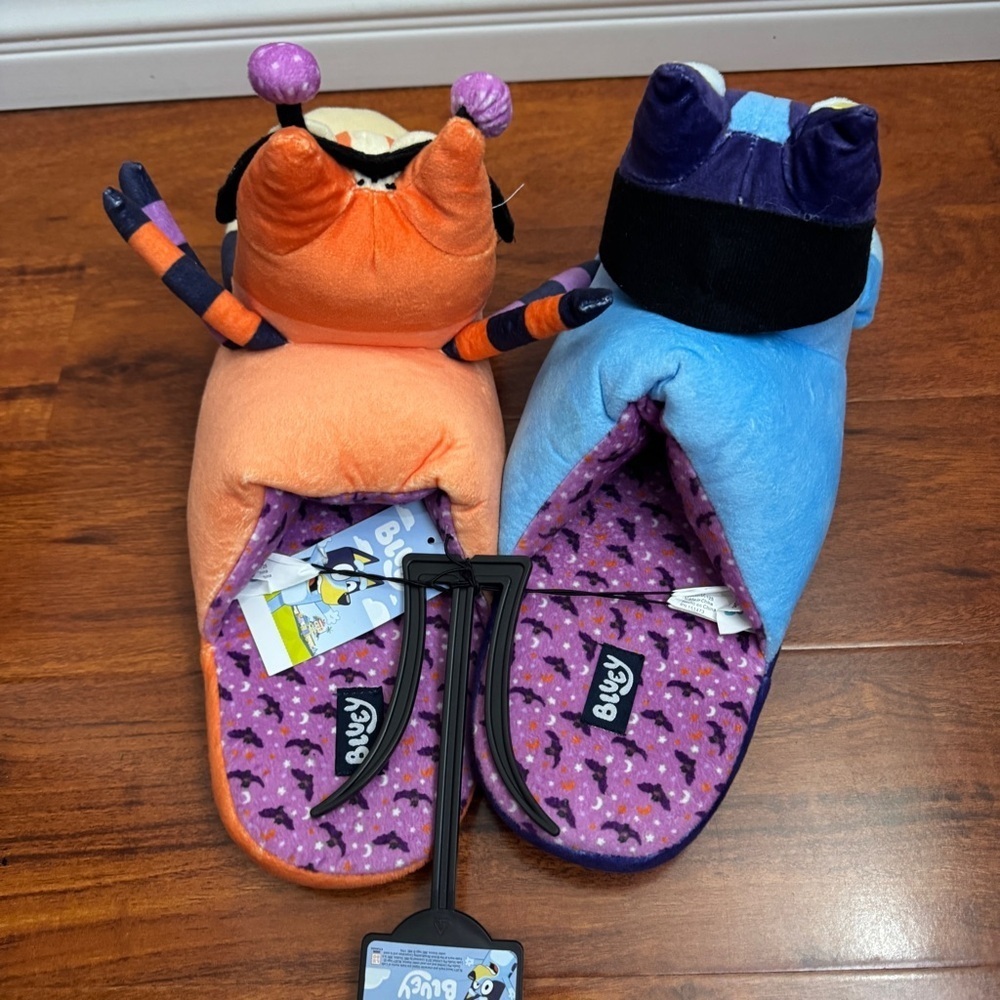 Bluey And Bingo Slippers Halloween Size 11-12 - Picture 3 of 5